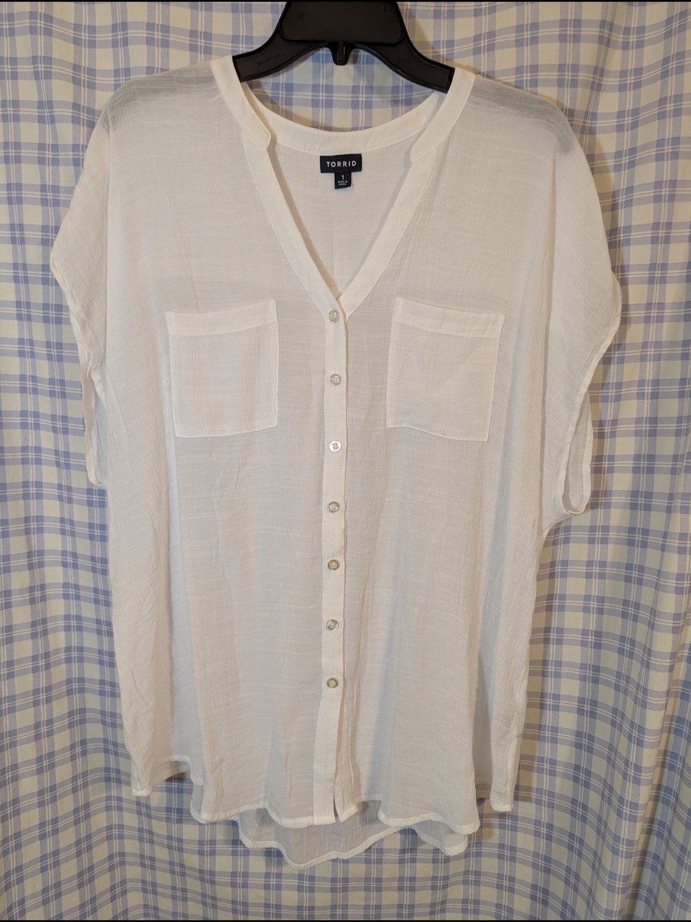 Torrid Lightweight Button-Front Gauze Blouse in White